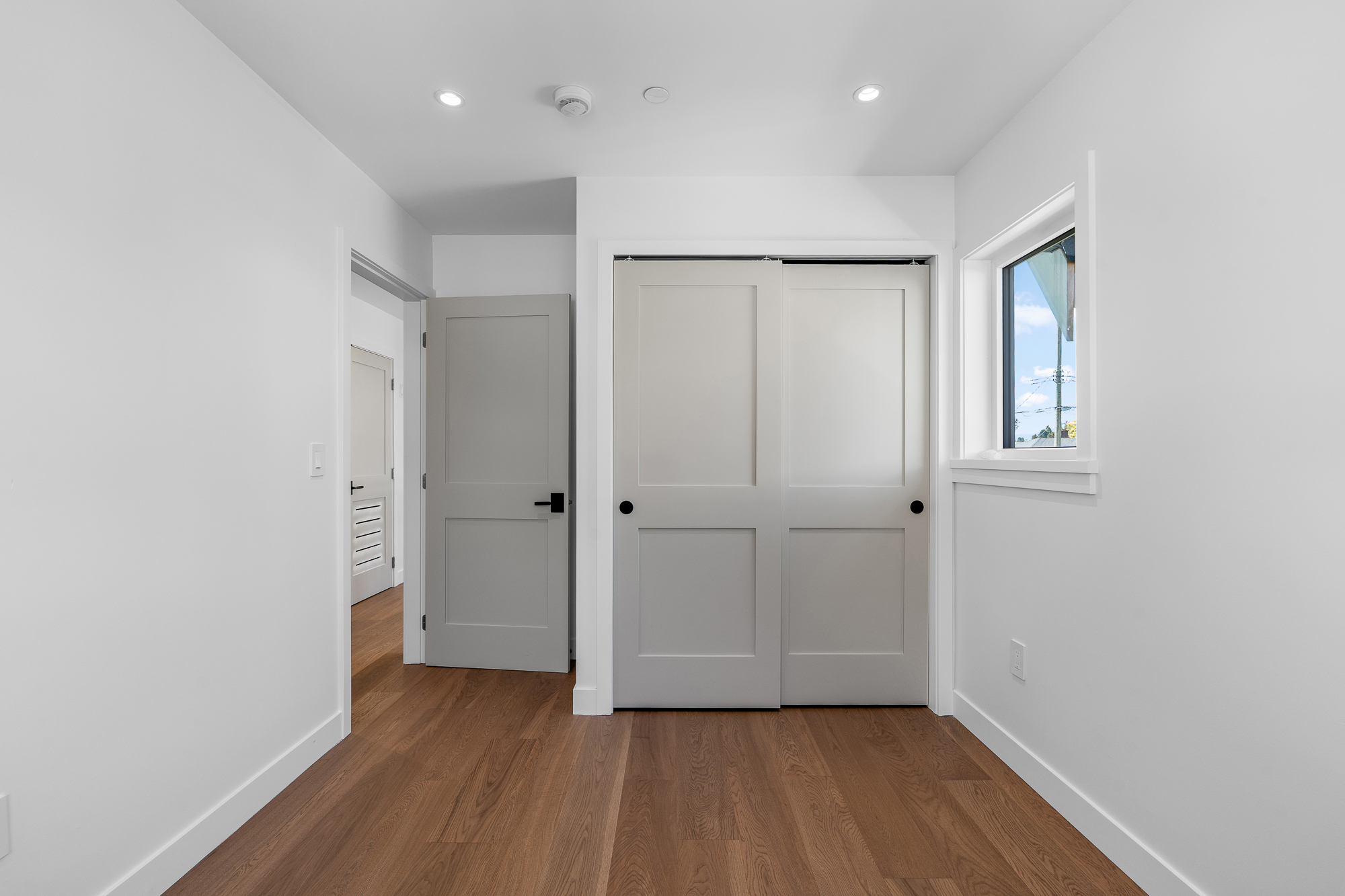 #1 - 1860 Moore Avenue